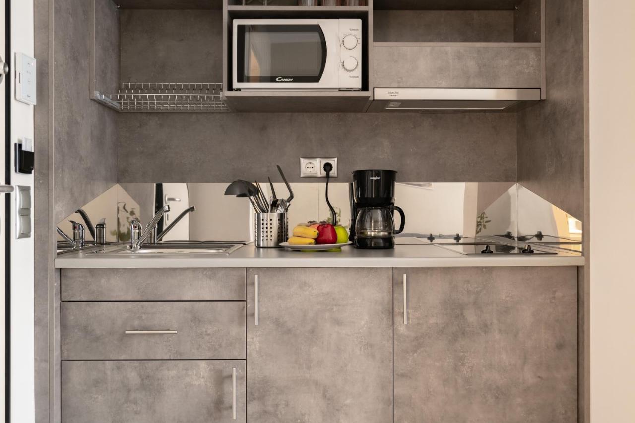 Appartamento A12 Pristine 1Bedrooom Flat Near Parthenon In Athens' Heart Esterno foto